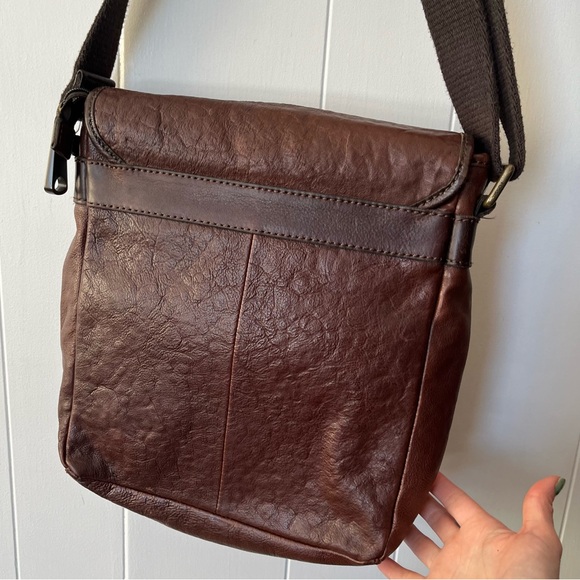 Vintage Fossil City Crossbody Messenger Bag Leather Brown Flap Unisex Classic - Picture 6 of 16